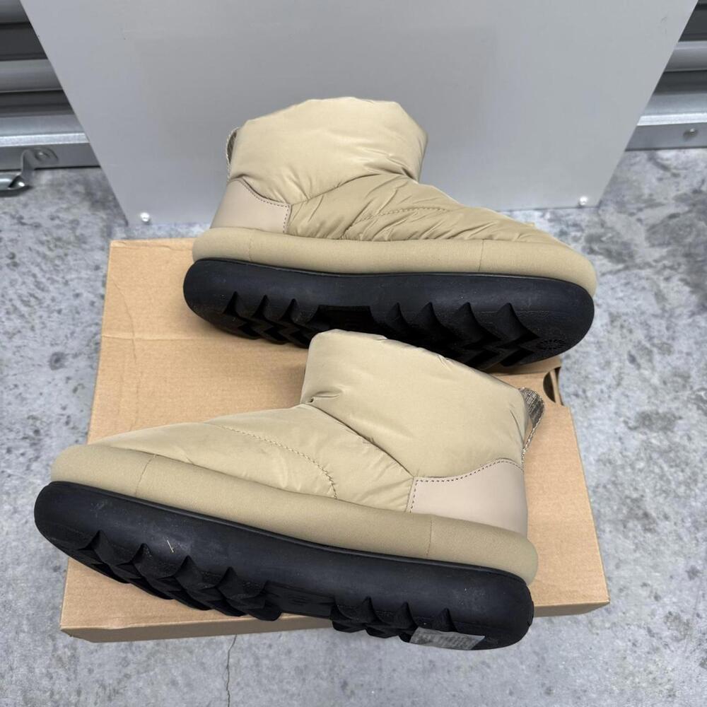 Ugg Classic Maxi Mini Puffer Boots - Picture 3 of 7